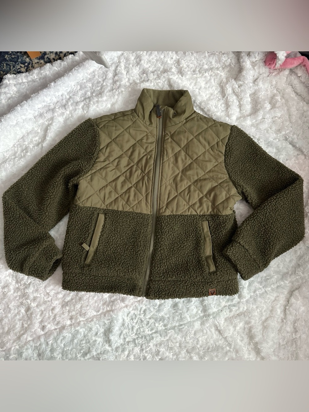 Quilted & Sherpa Puffer Jacket in Olive Green